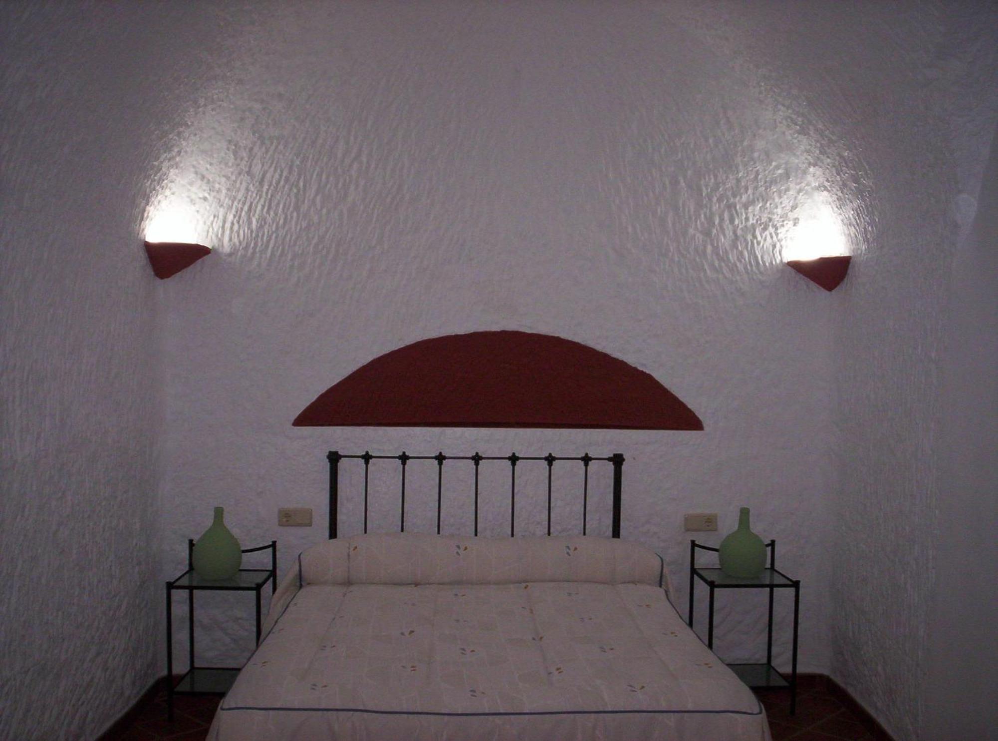 Cuevas La Chumbera Guest House Benalua de Guadix Luaran gambar