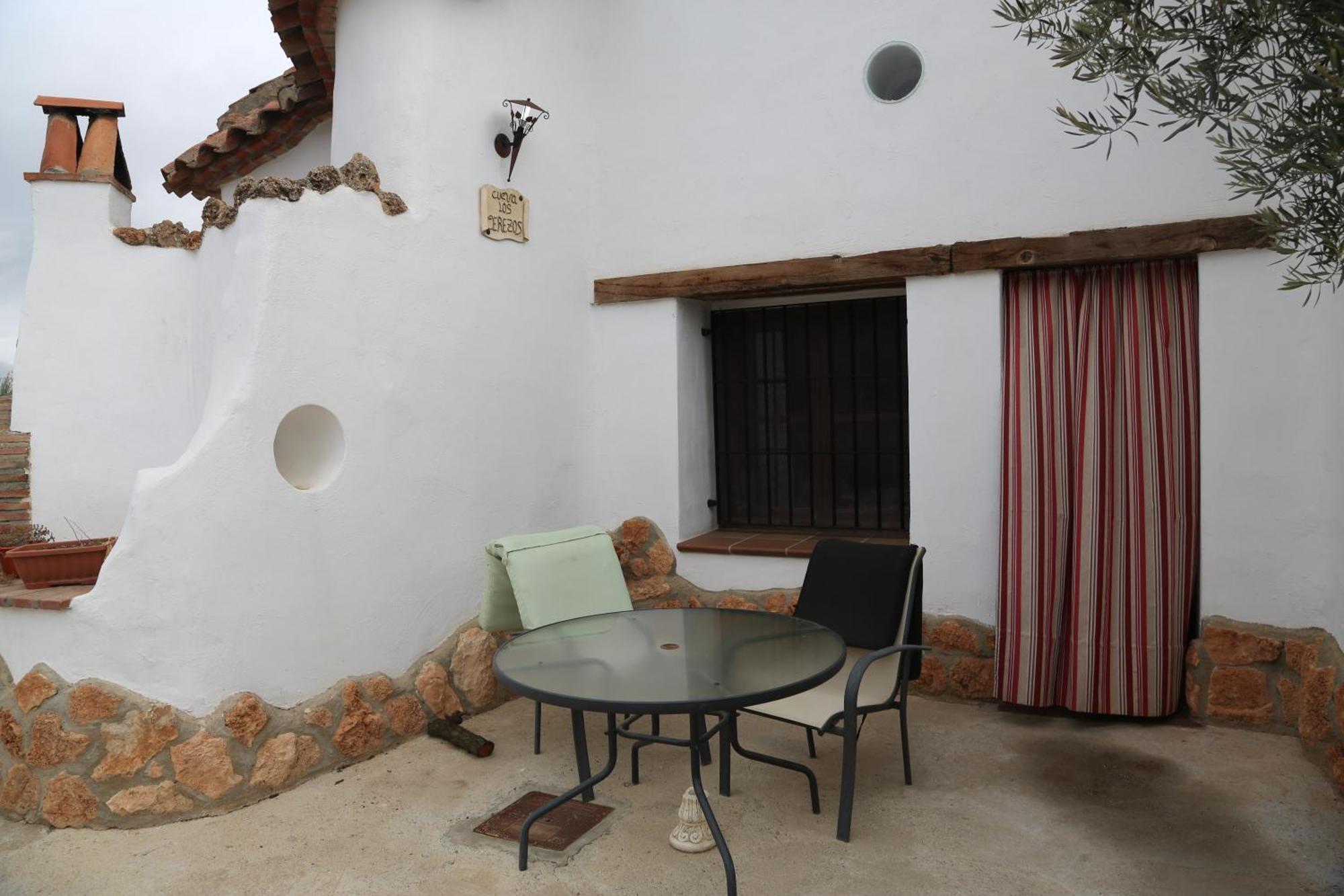 Cuevas La Chumbera Guest House Benalua de Guadix Luaran gambar