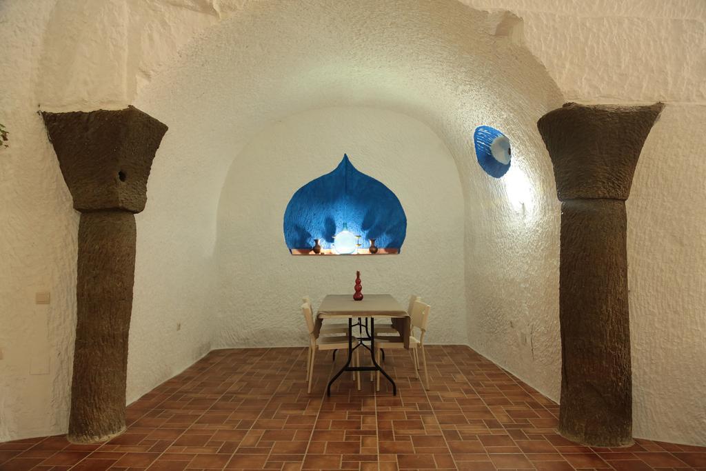 Cuevas La Chumbera Guest House Benalua de Guadix Luaran gambar