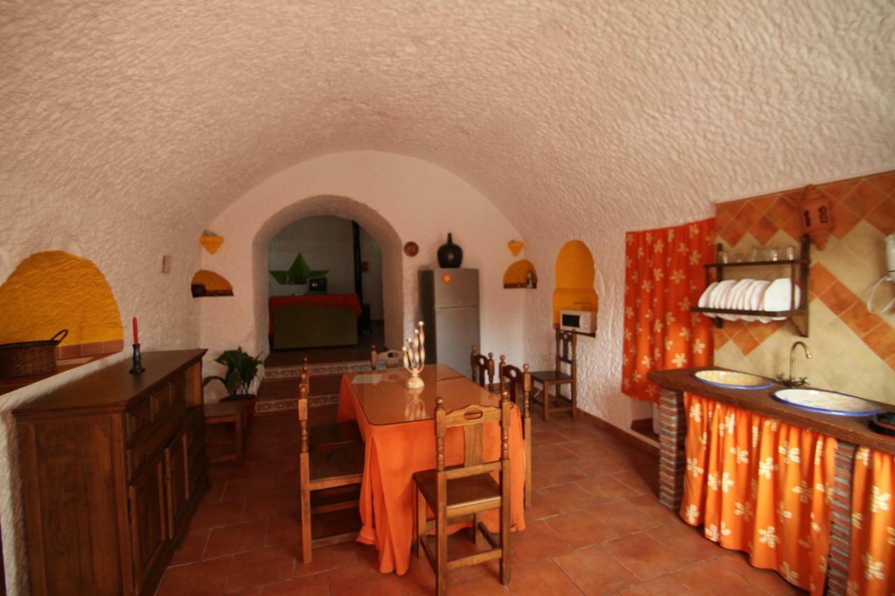 Cuevas La Chumbera Guest House Benalua de Guadix Luaran gambar